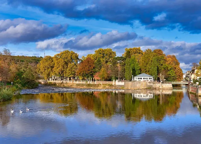 Neu In Ruhiger Zentraler Lage